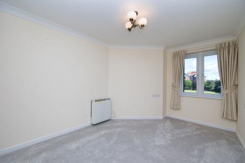 1 bedroom flat for sale, Sandgate Road, Garden House Court, CT20