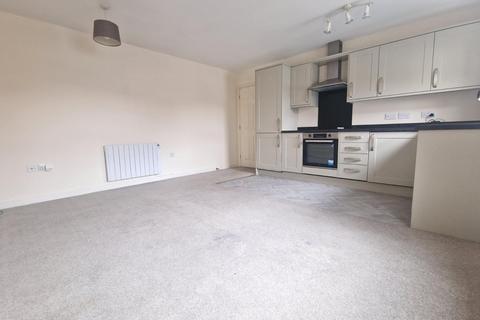 2 bedroom flat to rent, Prestongate, Hessle, East Yorkshire, HU13