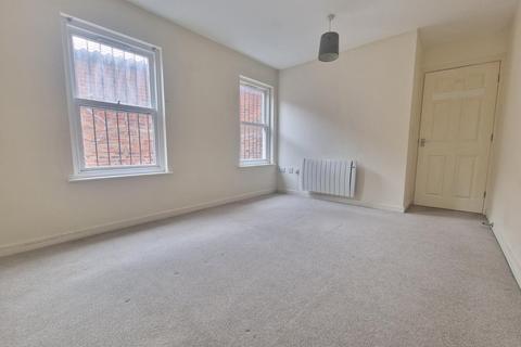 2 bedroom flat to rent, Prestongate, Hessle, East Yorkshire, HU13