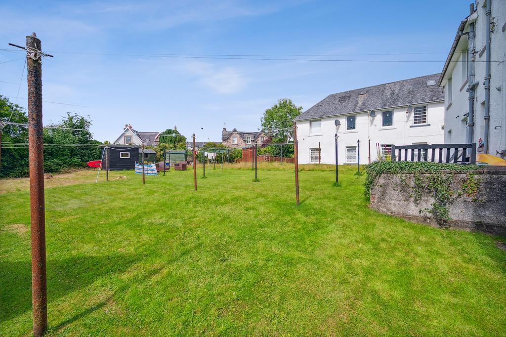 Brae House, Manse Brae, Rhu, Argyll and Bute, G84 8RE 3 bed apartment for sale £122,000