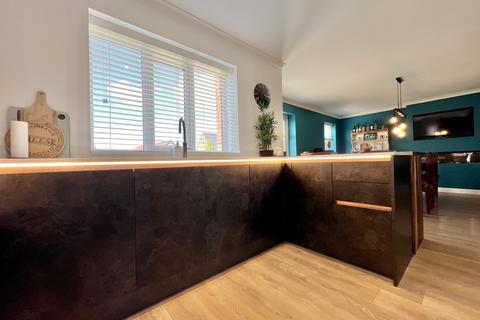 122 Station Road, Ryhill, Wakefield, WF4 2BZ