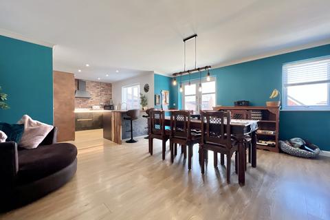 122 Station Road, Ryhill, Wakefield, WF4 2BZ