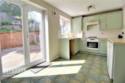 3 bedroom end of terrace house for sale, Ironstone Crescent, Chapeltown