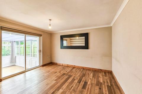 15 Meadows Place, Lochgilphead, PA31 8AB