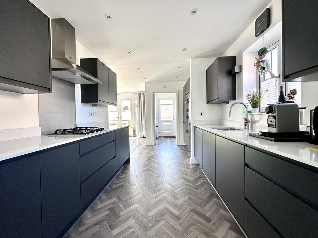 Kitchen 1