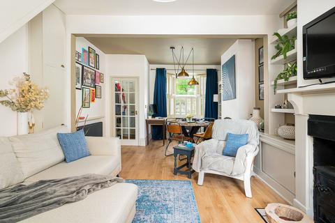 13 Harpsden Road, Henley-on-thames, RG9 1EE