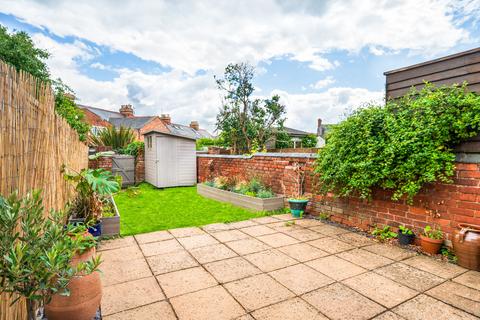 13 Harpsden Road, Henley-on-thames, RG9 1EE