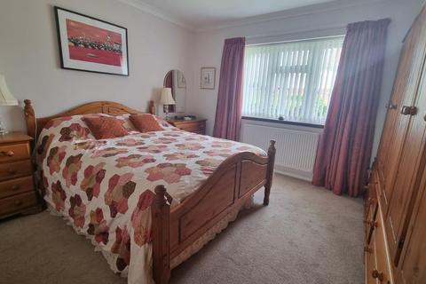 2 bedroom semi-detached bungalow for sale, Multon Road, West Kingsdown, Sevenoaks, Kent