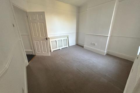 3 bedroom semi-detached house for sale - Winchester Road, Highams Park, Chingford