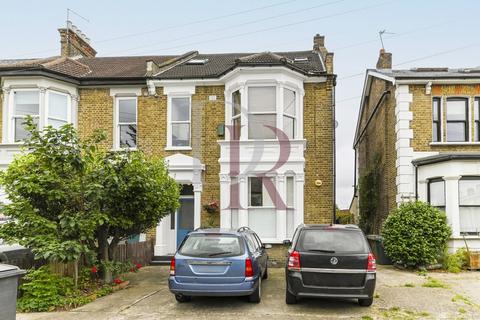 1 bedroom flat for sale, Hainault Road, Leytonstone, E11