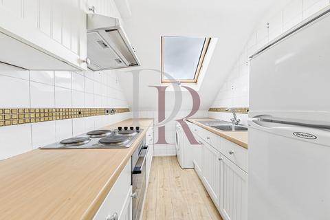 1 bedroom flat for sale, Hainault Road, Leytonstone, E11