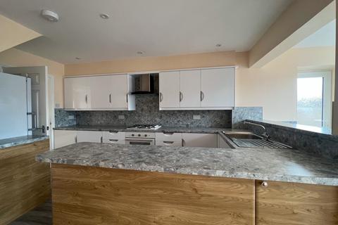 15 Bevington Close, Patchway, Bristol, BS34 5NN