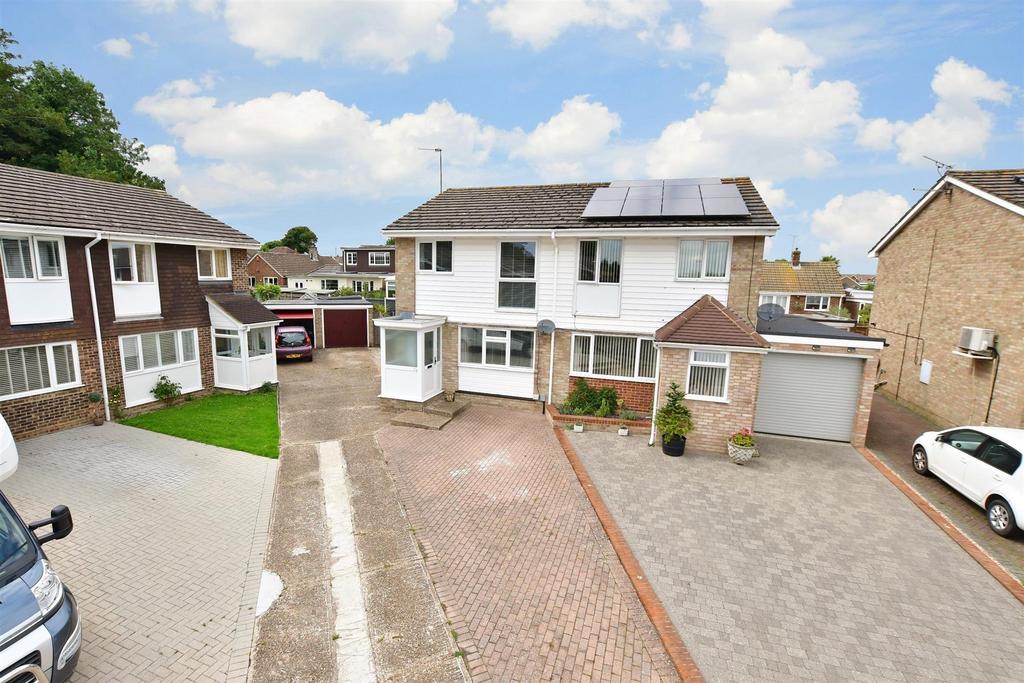 Newlands, Whitfield, Dover, Kent 3 bed semidetached house £300,000