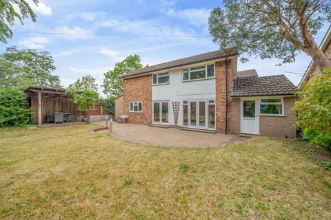4 bedroom detached house for sale - The Pathway, Send, GU23