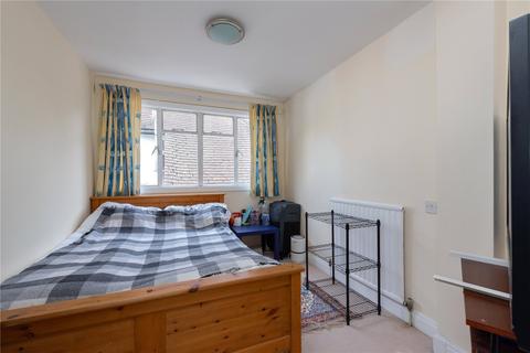 33 Revell Road, Kingston Upon Thames, KT1 3SL