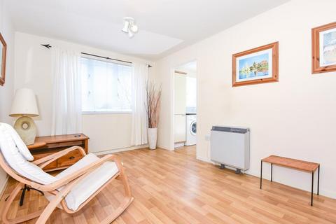 2 bedroom flat for sale, Windsor,  Berkshire,  SL4