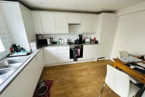 1 bedroom maisonette for sale, The Green, Wooburn Green, Buckinghamshire, HP10