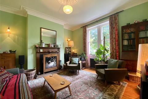 14 Crescent Avenue, Hexham, NE46 3DP