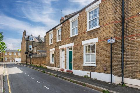 2 bedroom house to rent, Caradoc Street, Greenwich, SE10