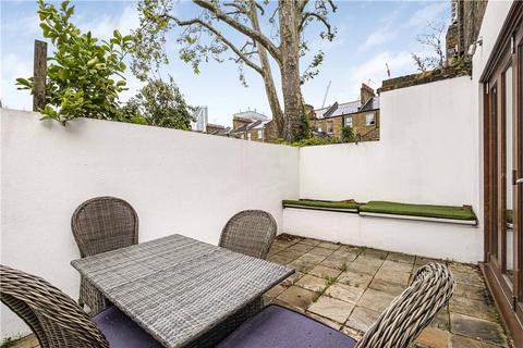 3 bedroom apartment to rent, Brook Drive, London, SE11