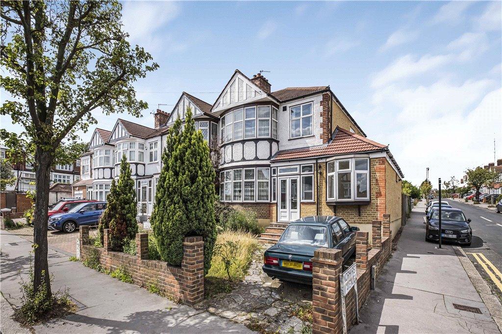 Southern Avenue, London, SE25 3 bed end of terrace house for sale £650,000