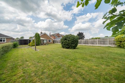3 bedroom bungalow for sale, Hough Road, Barkston, Grantham, Lincolnshire, NG32