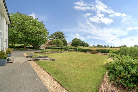 Walnut Tree House Grantham Road, Old Somerby, Grantham, NG33 4AB