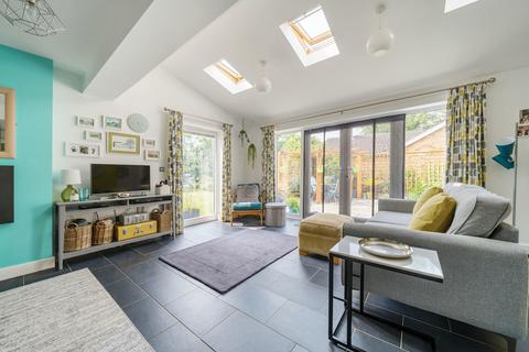 Walnut Tree House Grantham Road, Old Somerby, Grantham, NG33 4AB