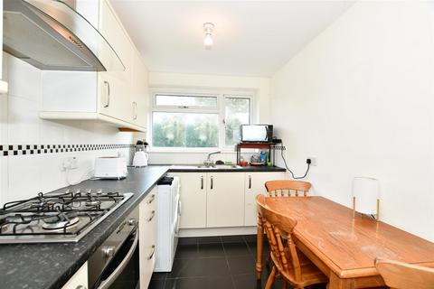 2 bedroom maisonette for sale, Southdale, Chigwell, Essex