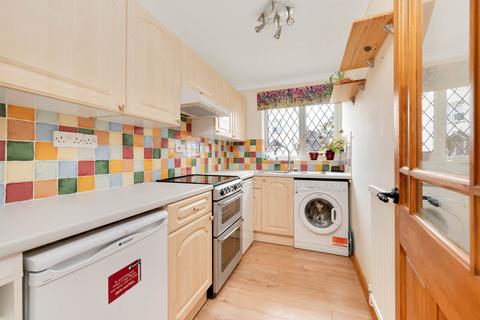68 Chatsfield, Werrington, Peterborough, PE4 5DL