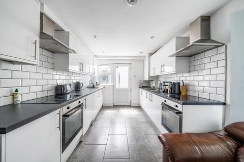 2 Ranelagh Road, London, N22 7TN