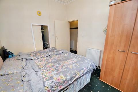 14 Niddrie Road, Glasgow, G42 8NS