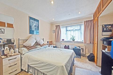 201 Shaftesbury Avenue, South Harrow, Harrow, HA2 0AN