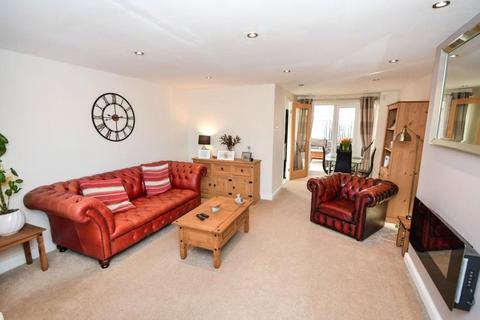 4 bedroom semi-detached house for sale, Valley Road, Waddington, Lincoln, Lincolnshire, LN5