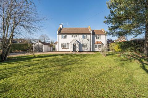 4 bedroom detached house for sale, Lincoln Road, Dunston, Lincoln, LN4