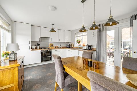 2 Fox Close, Branston, Lincoln, LN4 1FG