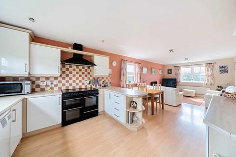 5 bedroom detached house for sale, Compton Drive, Faldingworth, Market Rasen, Lincolnshire, LN8