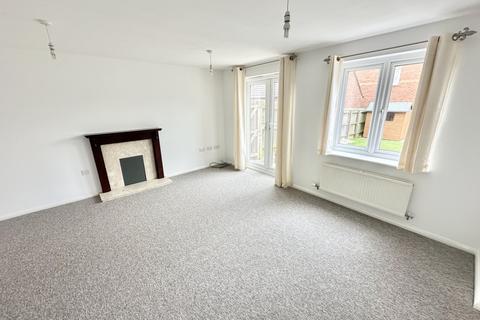 3 bedroom end of terrace house to rent, Pentland Drive, Greylees, Sleaford, NG34