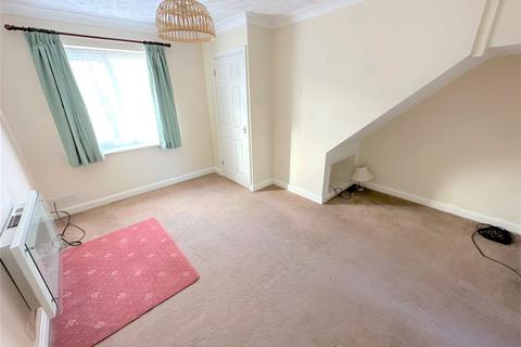 2 bedroom semi-detached house to rent, Canterbury Drive, Sleaford, Lincolnshire, NG34