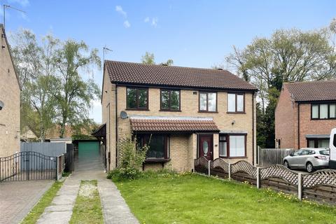 2 bedroom semi-detached house to rent, Locking Close, Doddington Park, Lincoln, LN6