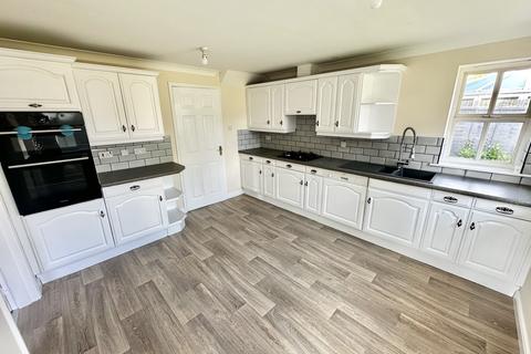 4 bedroom detached house to rent, Keats Drive , Sleaford , Lincolnshire , NG34