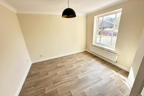 4 bedroom detached house to rent, Keats Drive , Sleaford , Lincolnshire , NG34