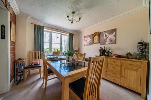 15 Chestnut Close, Digby, Lincoln, LN4 3LP