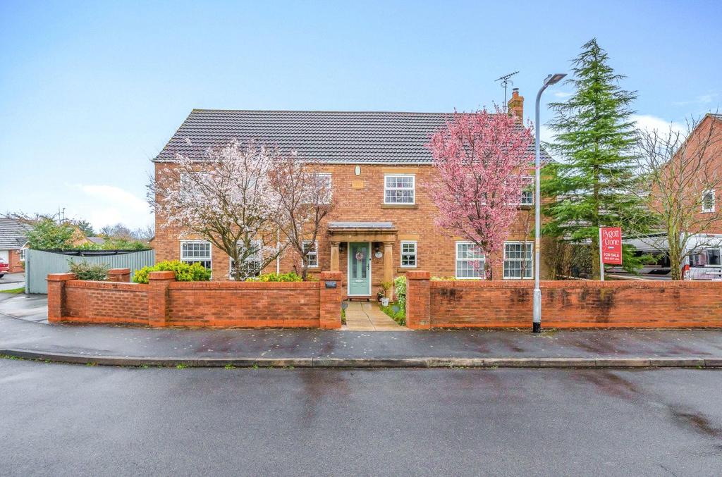 Wilkie Drive, Folkingham, Sleaford, NG34 5 bed detached house for sale