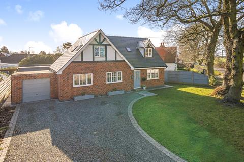 4 bedroom detached house for sale, Green Lane, Woodhall Spa, Lincolnshire, LN10