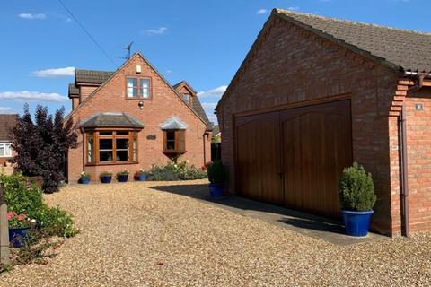 4 bedroom detached house for sale, North Parade, Holbeach, Spalding, Lincolnshire, PE12