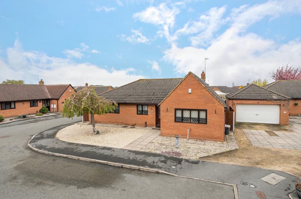 Darwin Close, Sutton Bridge, Spalding, PE12 4 bed bungalow for sale £