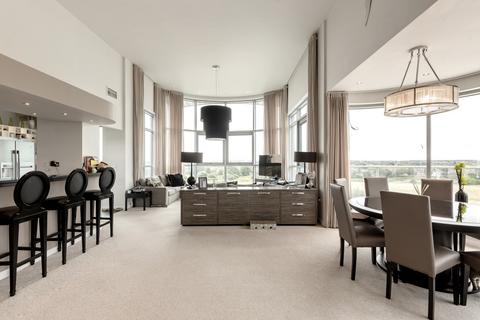 3 bedroom apartment for sale - River Crescent, Waterside Way, Nottingham, NG2