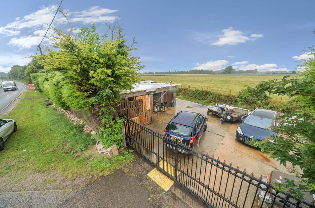 Sibsey Road, Fishtoft, Boston, Lincolnshire, PE22 4 bed semidetached