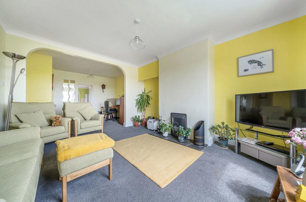 Parsons Drove, Holland Fen, Lincoln, LN4 3 bed semidetached house for sale £200,000